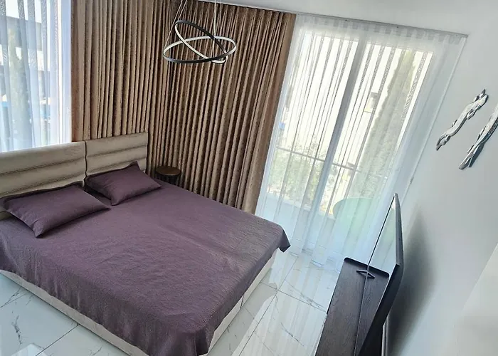 Karolina North Cyprus Trikomo